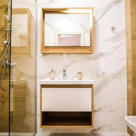 Oasis Karpat Polyana (Transcarpathia)