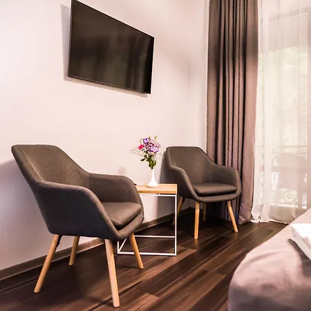 Oasis Karpat Hotel 3*