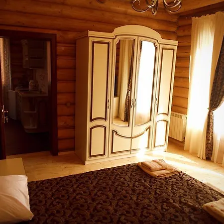 Hotel Oasis Karpat Polyana (Transcarpathia)