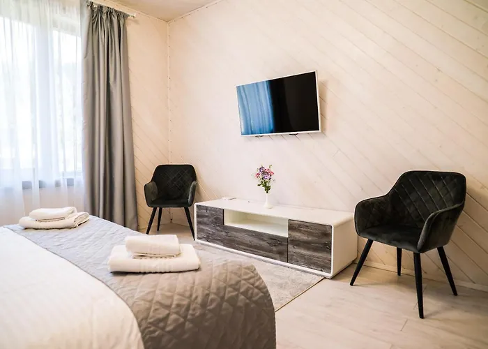 卡帕特绿洲酒店 波利亚纳