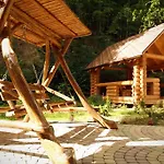 Oasis Karpat Поляна
